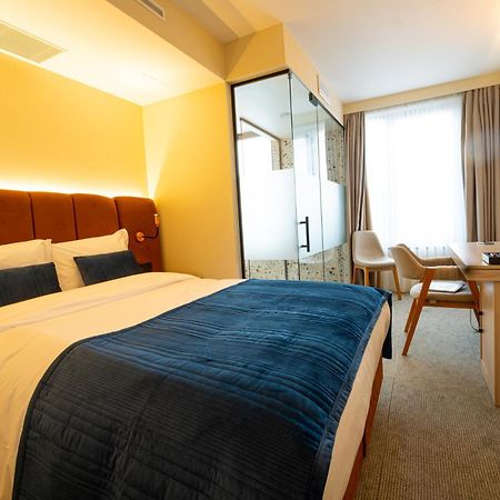 The Liman Hotel Saint-Josse-ten-Noode Esterno foto